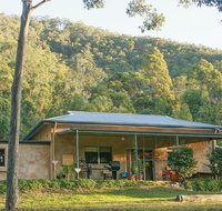 Lyrebird Studio Hideaway in the Watagans - be at one with nature - Accommodation Georgetown