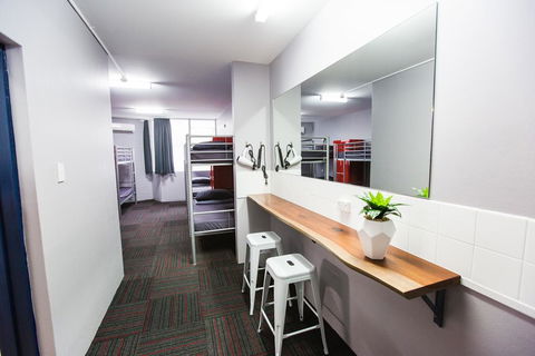 Mad Monkey Backpackers Waterfront - Accommodation Georgetown 2