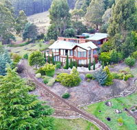 MAGICAL MOUNTAIN RETREAT - 20 mins to CBD and only 10 to MONA - Accommodation Georgetown