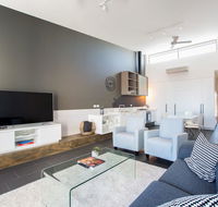 Magnificent Apartment  FREE car park near CBD - Accommodation Georgetown