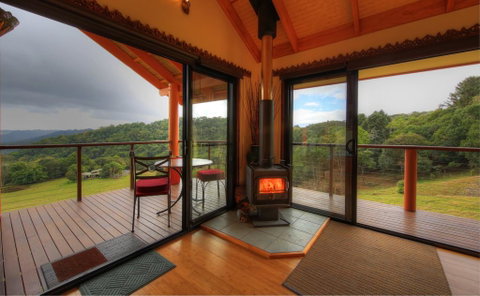 Maleny Tropical Retreat - Accommodation Georgetown 3