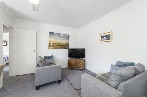Maliblue, 5/1 Main Street, Crescent Head - Accommodation Georgetown 0