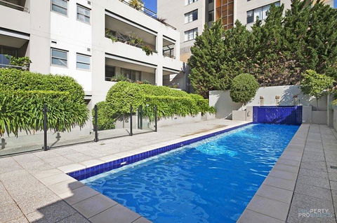 Manly Strand - Right On Manly Beach - Accommodation Georgetown 2