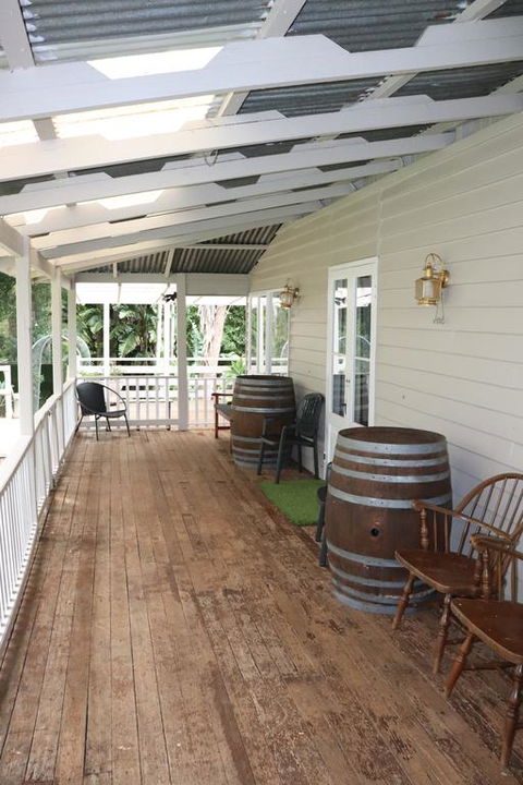Mapleton Falls Farm House - Accommodation Georgetown 1