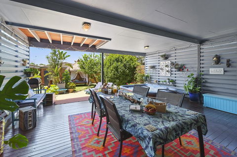 Marche Home Stay, Immaculate Presentation, Private & Relaxing - Accommodation Georgetown 0