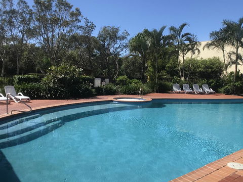 Marcoola Beachfront 3BR -Pool-100m To The Beach. - Accommodation Georgetown 1
