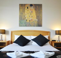 Meadowbrook Hotel Brisbane - Accommodation Georgetown