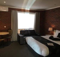 Melton Motor Inn and Apartments - Accommodation Georgetown