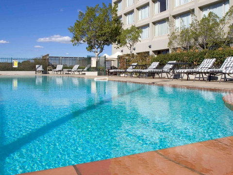 Mercure Sydney Parramatta - Accommodation Georgetown 3