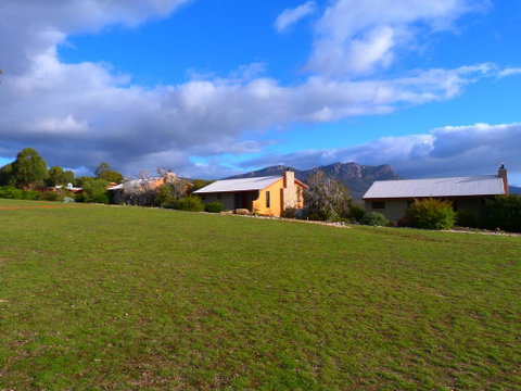 Meringa Springs - Accommodation Georgetown 2