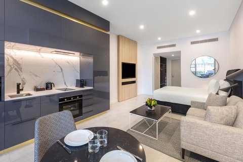 Meriton Suites Broadbeach - Accommodation Georgetown 2