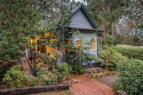 Merrow Cottages - Forest Edge - Accommodation Georgetown 1