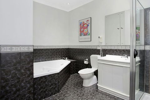 Merton Manor Exclusive B&B - Accommodation Georgetown 2