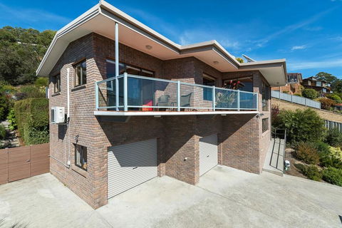 Million Dollar Views Day And Night - Accommodation Georgetown 0