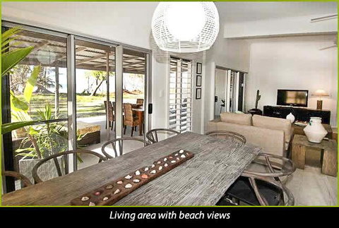 Mission Belle - Stunning Beachfront House - Accommodation Georgetown 0