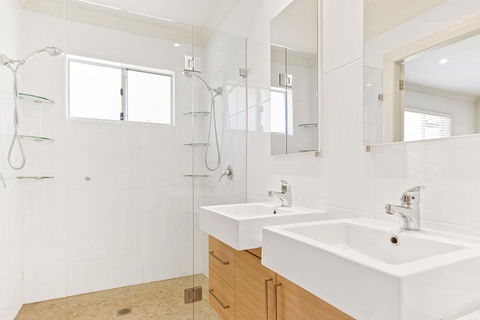 MITCHELL PARADE 120, MOLLYMOOK - Accommodation Georgetown 3
