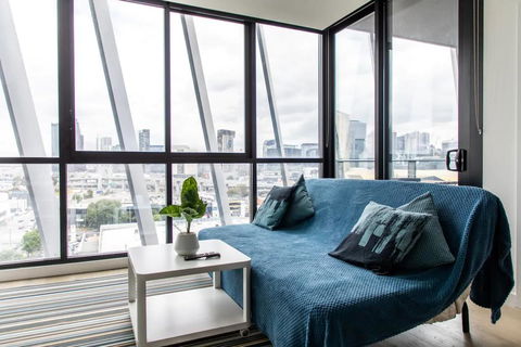 Modern 1 Bedroom Apartment With Rooftop Terrace And Spa - Accommodation Georgetown 1