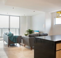 Modern 2 bedroom Apartment in the Heart of Burwood - Accommodation Georgetown