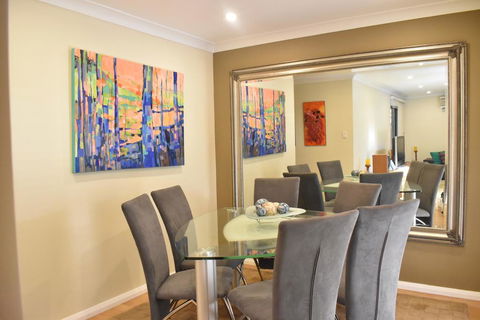 Modern 2 Bedroom Unit Close To CBD - Accommodation Georgetown 2