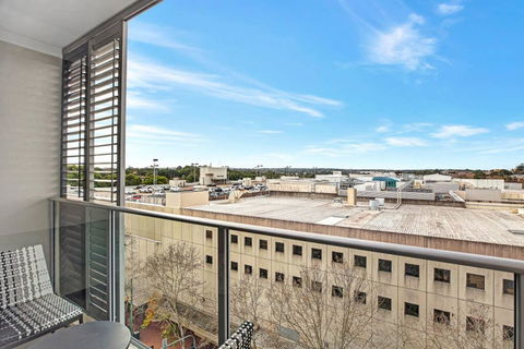 Modern Studio Apartment In Chatswood - Accommodation Georgetown 3