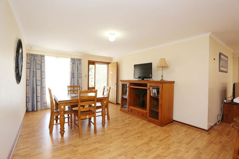 Moonta Bay Accommodation - Accommodation Georgetown 1