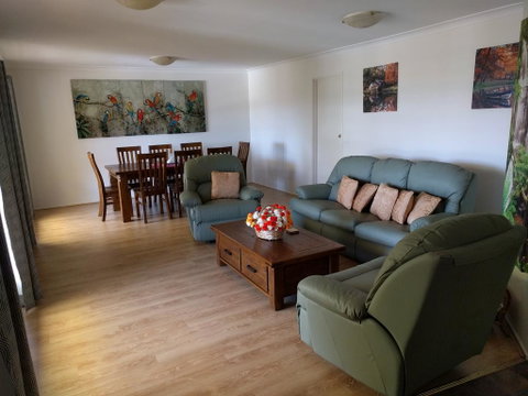 Mountain View Beach House - Accommodation Georgetown 3