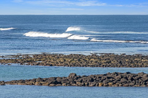 Moyan - Standing Tall At The Edge Of The Indian Ocean - Accommodation Georgetown 2