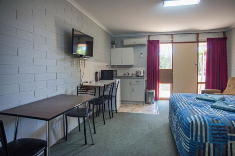 Murray Bridge Motor Inn - Accommodation Georgetown 2