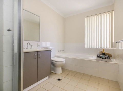 Holiday Home Near Perth City / Airport / Stadium / Casino - Accommodation Georgetown 13