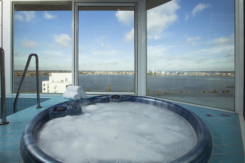 Novotel Perth Langley - Accommodation Georgetown 8