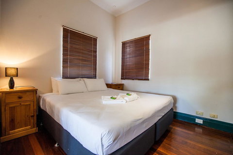 Captain Stirling Hotel - Accommodation Georgetown 28