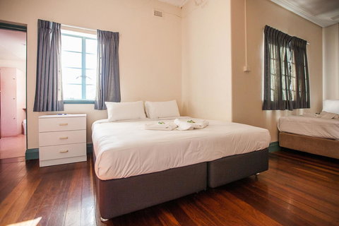 Captain Stirling Hotel - Accommodation Georgetown 32