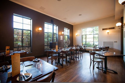 Captain Stirling Hotel - Accommodation Georgetown 41