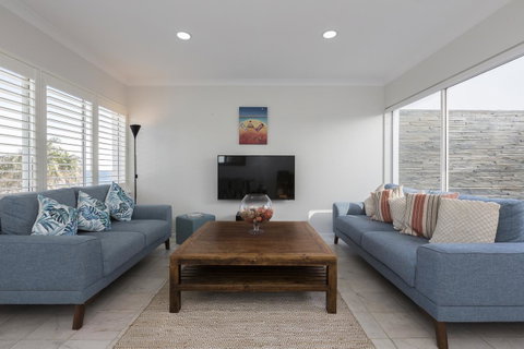 Cottesloe Beach House II - Accommodation Georgetown 4