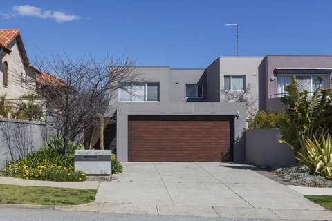 Cottesloe Beach House II - Accommodation Georgetown 26