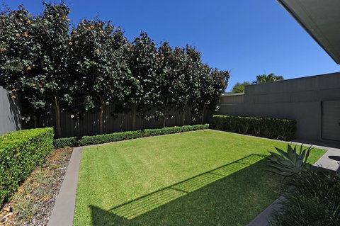 Cottesloe Beach House II - Accommodation Georgetown 24