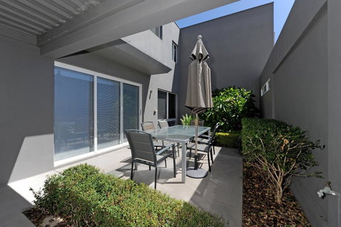 Cottesloe Beach House II - Accommodation Georgetown 21