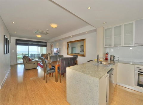 Nautica Residences Mandurah - Accommodation Georgetown 6