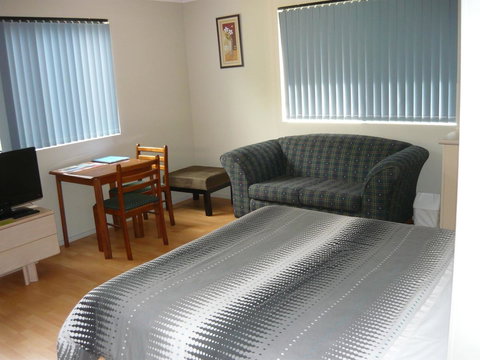 Albany Apartments - Accommodation Georgetown 2
