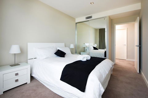 Claremont Quarter Luxury Apartment - Accommodation Georgetown 6