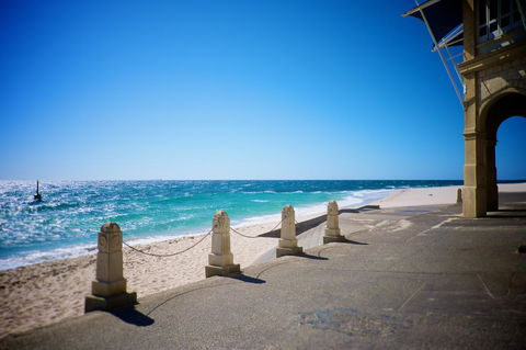 Cottesloe Artist's Beach Retreat - Accommodation Georgetown 6