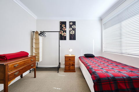 Fremantle Townhouse U/5 - Accommodation Georgetown 9