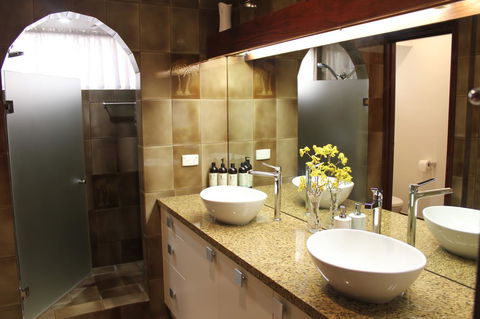 Jacaranda Hideaway Bed & Breakfast - Accommodation Georgetown 7
