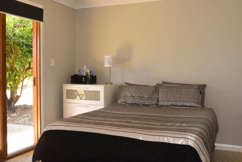 Swan Valley Sisters - Accommodation Georgetown 25