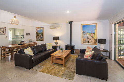 Bayshore Beachside Resort - Accommodation Georgetown 10