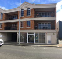 James Henty Apartments - Accommodation Georgetown