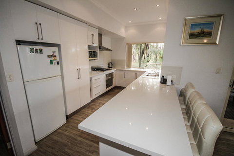 Fern Creek - Accommodation Georgetown 5