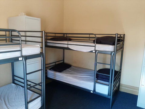 Fremantle Beach Backpackers - Accommodation Georgetown 5