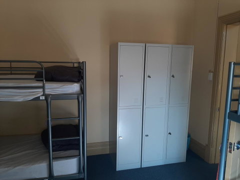 Fremantle Beach Backpackers - Accommodation Georgetown 27