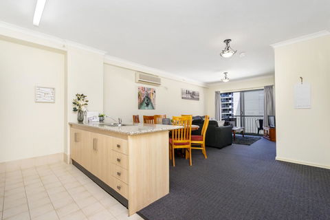 Oversized Eastend Sleeps 6 Free PARKING+POOL WIFI - Accommodation Georgetown 2